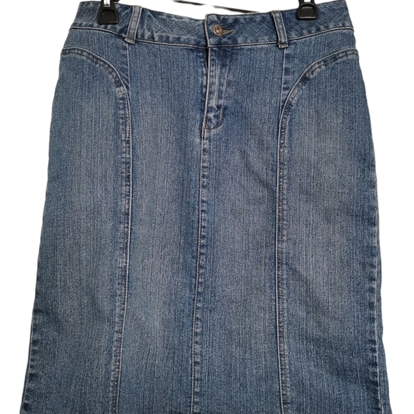 Vintage Design Denim skirt - Picture 2 of 11